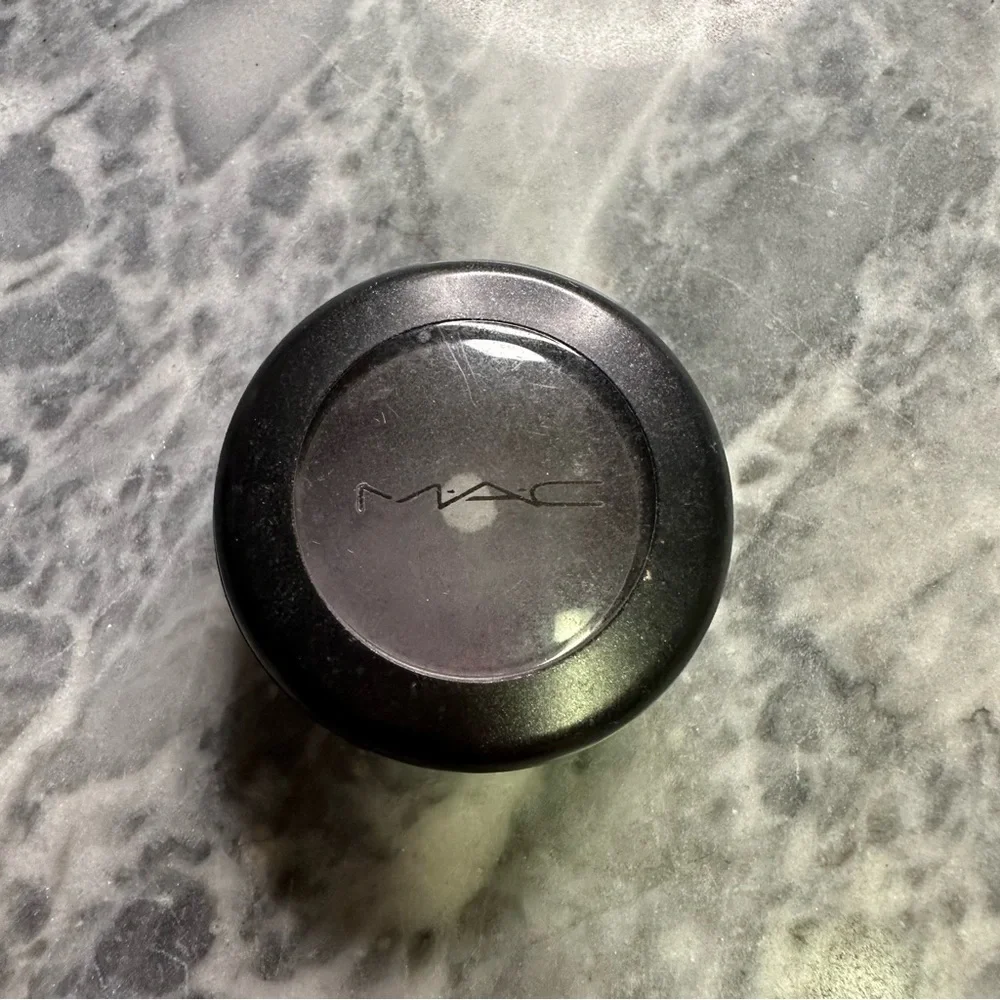 Mac Cosmetics‎ Satin Eyeshadow Scene